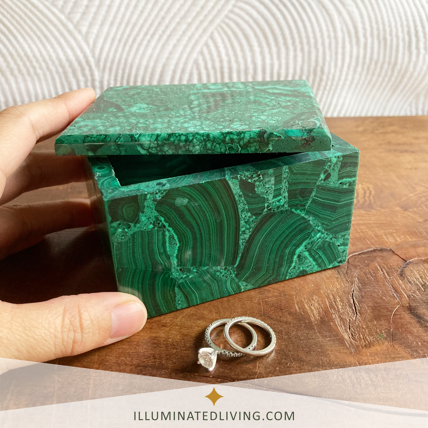 VIVID COLOR 3.8" Real Malachite Box #A
