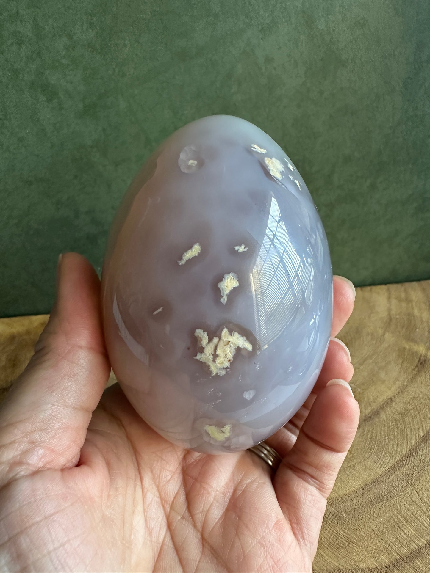 Druzy Agate Crystal Egg with Black Speckle Inclusions (Red Stand Included)