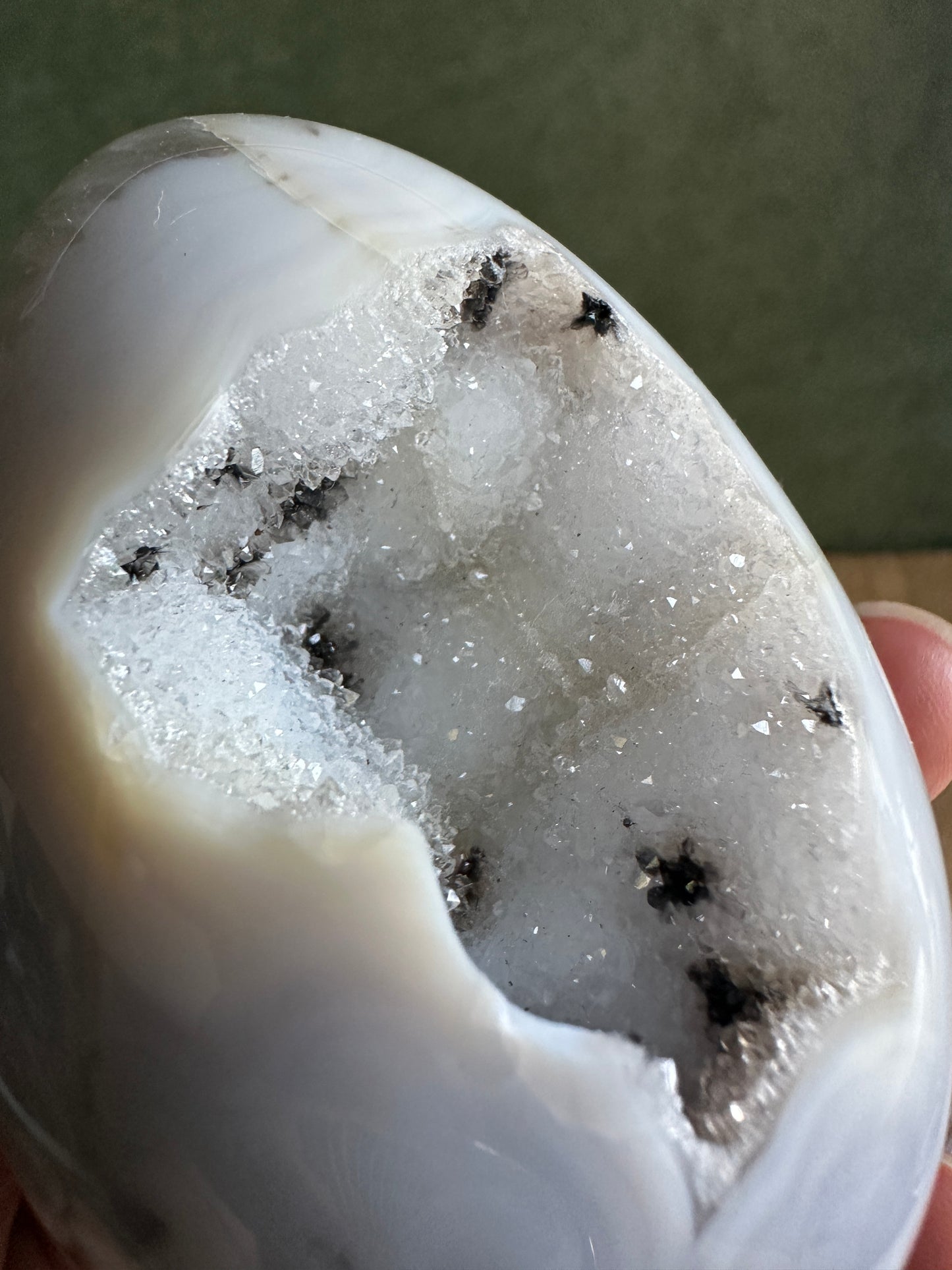 Dalmatian Druzy Agate Crystal Egg with White Quartz Crystals (Red Stand Included)
