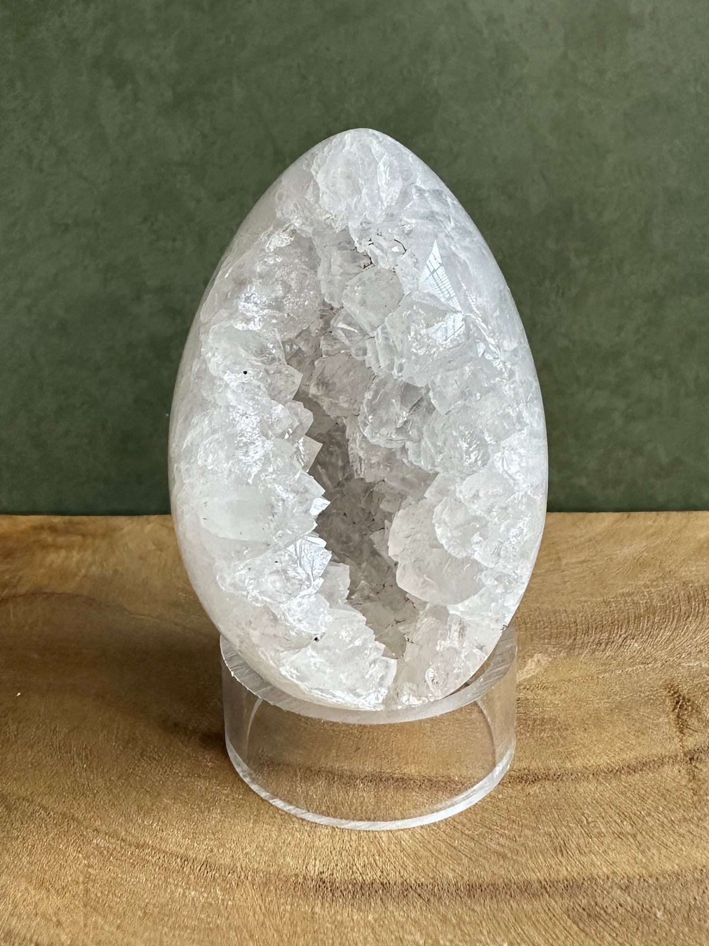 Druzy Agate Crystal Egg with Rainbow Quartz Crystals (Red Stand Included)