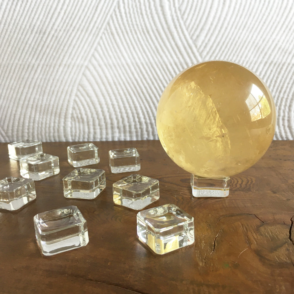 Square Acrylic Sphere Egg Stand Holder