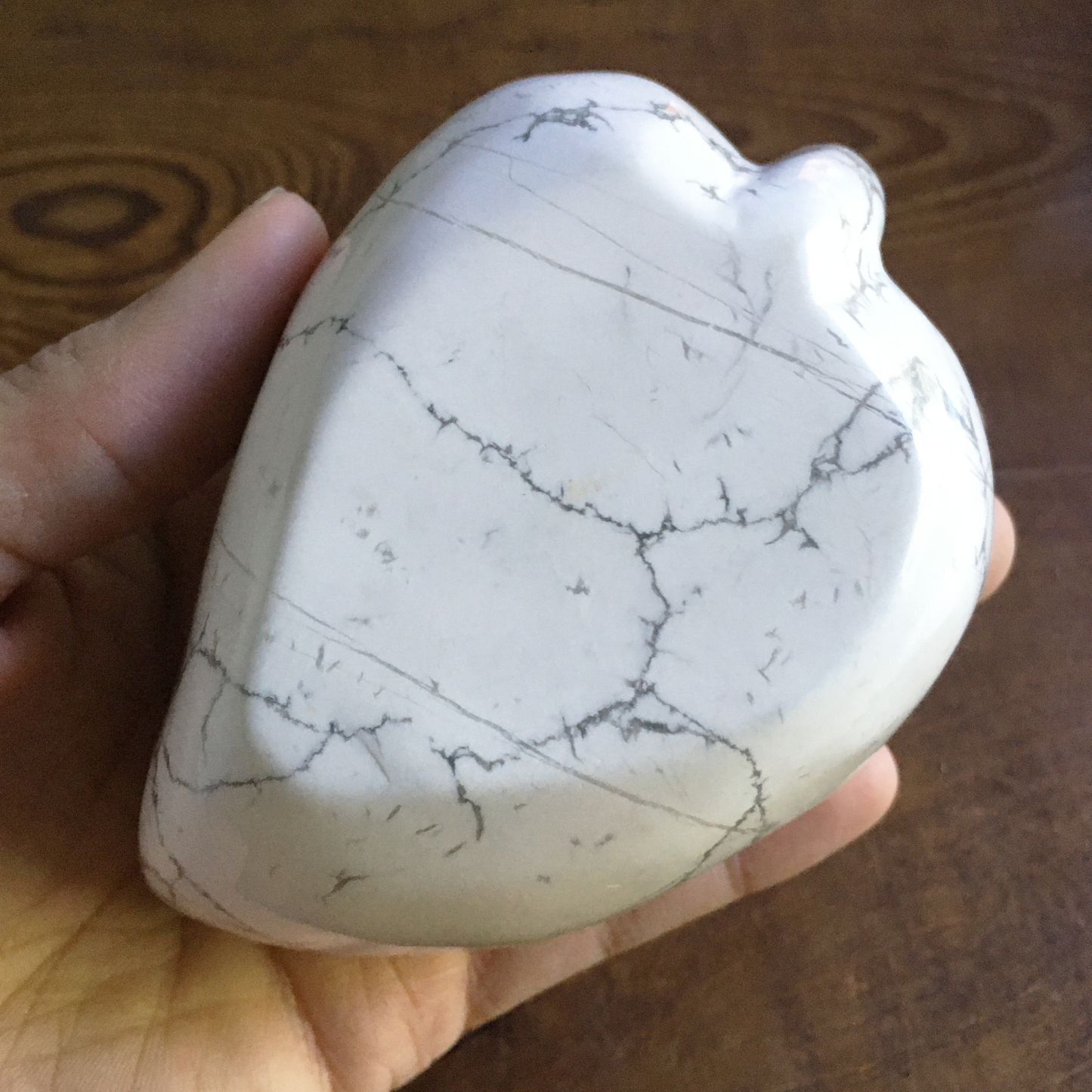 4" Leaf Howlite Bowl #0B
