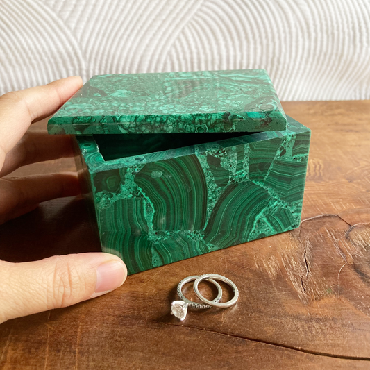 VIVID COLOR 3.8" Real Malachite Box #A