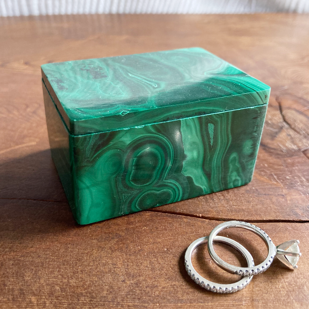 RICH COLOR 2.5" Genuine Malachite Box #D