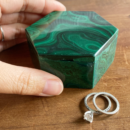 CHRYSOCOLLA VEINS 2.5" Hexagon Malachite Box #E