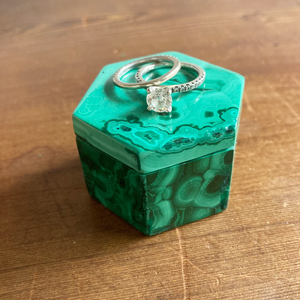 MINI GEM 1.7" Hexagon Malachite Box #F