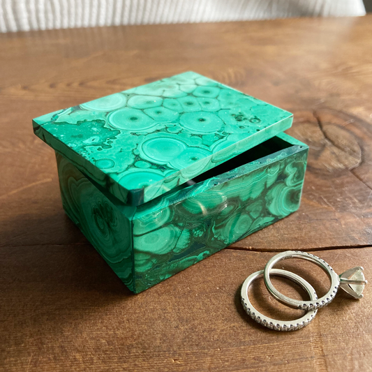 MEZMERIZING 2" Genuine Malachite Box #I